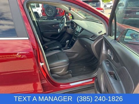 Used 2022 Buick Encore Preferred w/ Safety Package image 11