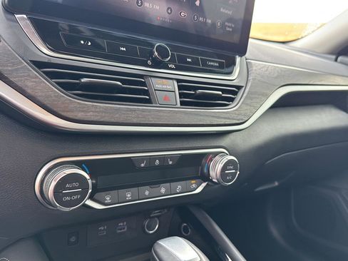 Used 2023 Nissan Altima 2.5 SL image 22