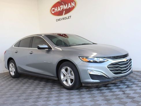 Used 2024 Chevrolet Malibu LS FWD image 1