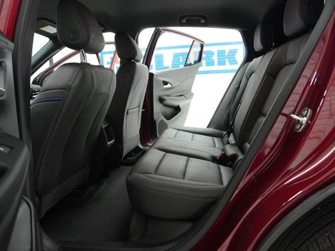 Used 2024 Buick Envista Sport Touring w/ Convenience II Package image 35