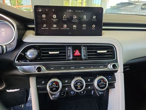 Used 2023 Genesis G70 2.0T w/ Sport Prestige Package RWD image 19