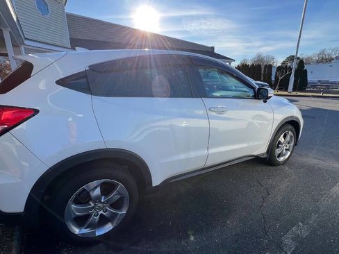 Used 2016 Honda HR-V EX image 27
