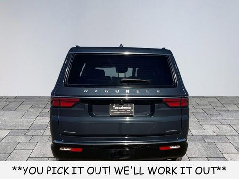 Used 2023 Jeep Wagoneer Series II w/ Convenience Group I AWD/4WD image 6