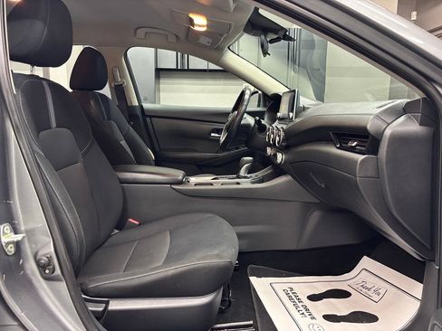 Used 2022 Nissan Sentra SV FWD image 27