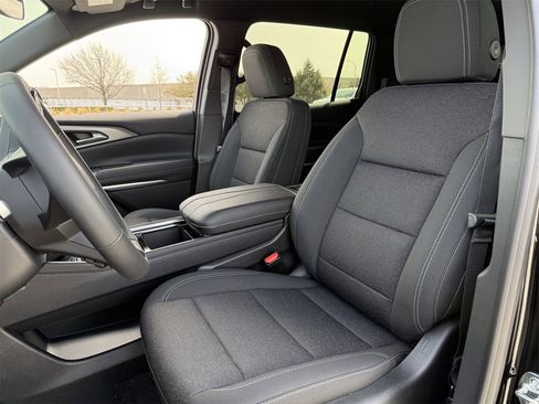 New 2026 Chevrolet Traverse LT image 20