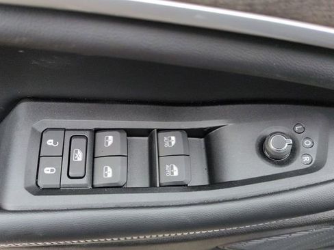 New 2026 Jeep Grand Cherokee Altitude image 16