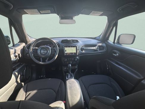 Used 2022 Jeep Renegade Altitude AWD/4WD image 11