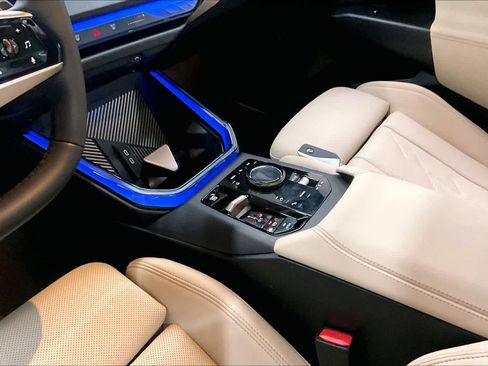 Used 2025 BMW X3 xDrive30i w/ Convenience Package image 19