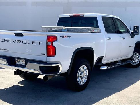 Used 2020 Chevrolet Silverado 2500 LTZ w/ LTZ Plus Package image 22