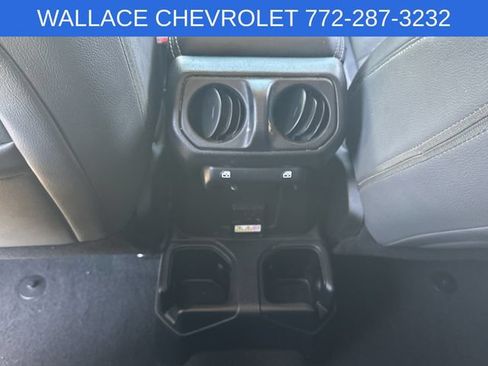 Used 2020 Jeep Wrangler Unlimited Sahara AWD/4WD image 14