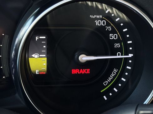 Used 2021 Jeep Wrangler Unlimited Sahara w/ Cold Weather Group image 29