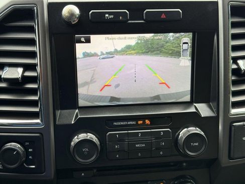 Used 2015 Ford F150 XLT w/ Equipment Group 302A Luxury AWD/4WD image 22