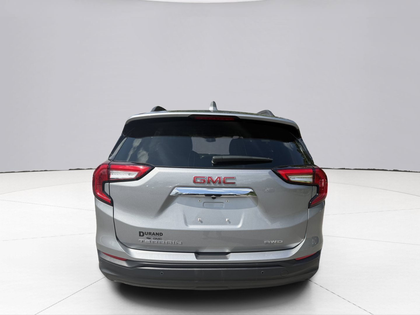 Used 2024 GMC Terrain SLE w/ Driver Convenience Package AWD/4WD image 5