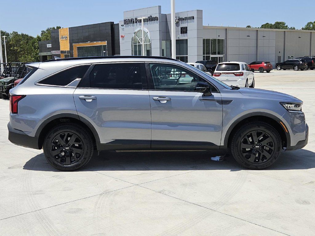 Used 2021 Kia Sorento S AWD/4WD image 9