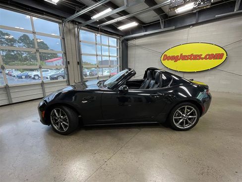 Used 2022 MAZDA MX-5 Miata RF Grand Touring RWD image 28