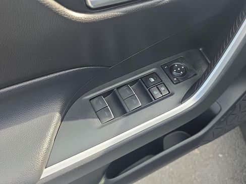 Used 2023 Toyota RAV4 XLE AWD/4WD image 20