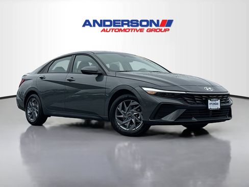 New 2026 Hyundai Elantra Blue image 1