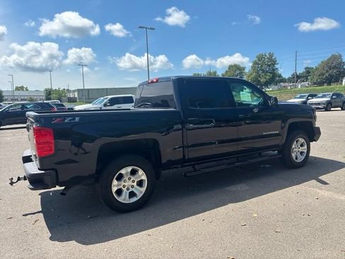 Used 2018 Chevrolet Silverado 1500 LT w/ All Star Edition AWD/4WD image 8