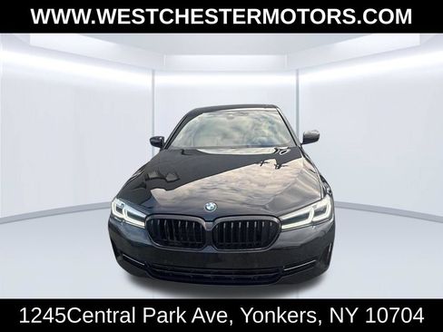 Used 2023 BMW 530i w/ Premium Package RWD image 2