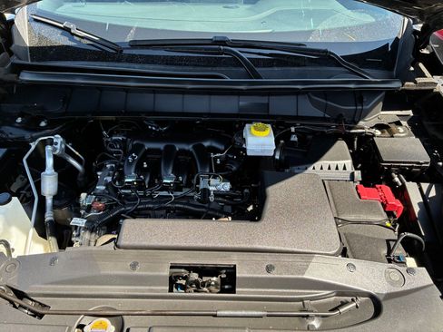 Used 2025 Nissan Pathfinder Rock Creek AWD/4WD image 33