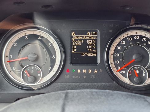 Used 2019 RAM 1500 Classic SLT RWD image 14