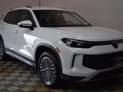 New 2025 Volkswagen Tiguan S