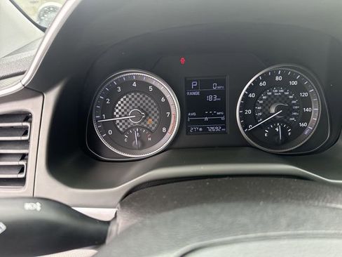 Used 2019 Hyundai Elantra SE w/ Cargo Package image 12