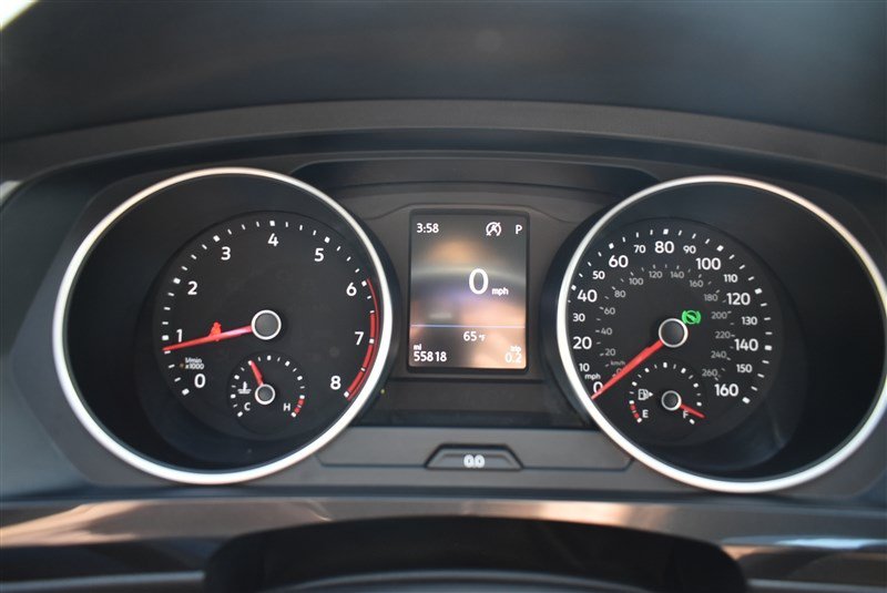 Used 2019 Volkswagen Tiguan SE w/ Panoramic Sunroof Package AWD/4WD image 16