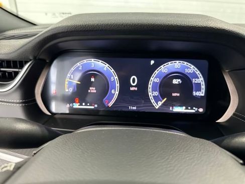 New 2025 Jeep Grand Cherokee Laredo w/ Luxury Tech Group I image 17