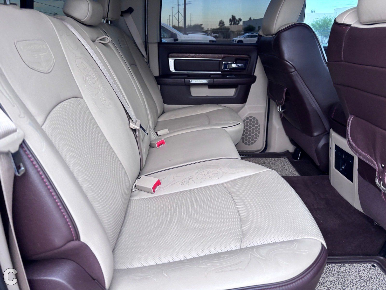 Used 2018 RAM 1500 Laramie Longhorn w/ Longhorn Southfork Package AWD/4WD image 9