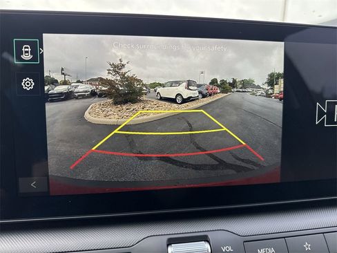 New 2025 Kia K4 EX image 13