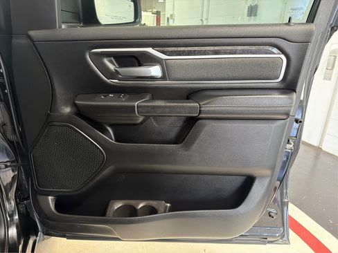 Used 2019 RAM 1500 Big Horn AWD/4WD image 27