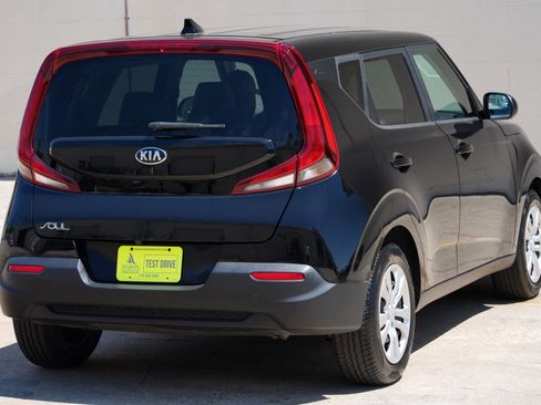 Used 2021 Kia Soul LX image 43