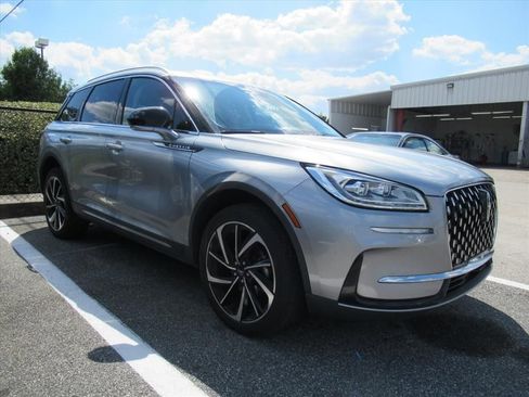 Used 2023 Lincoln Corsair Reserve FWD image 1