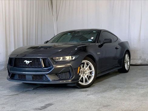 Used 2024 Ford Mustang GT Premium image 2