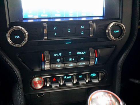 Used 2020 Ford Mustang Shelby GT350 w/ Technology Package image 27