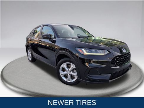 Used 2024 Honda HR-V LX image 2