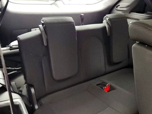 Used 2025 Mitsubishi Outlander ES AWD/4WD image 21