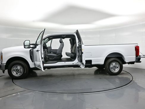 New 2026 Ford F250 XL RWD image 29