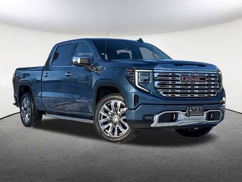 Used 2024 GMC Sierra 1500 Denali w/ Denali Reserve Package image 2