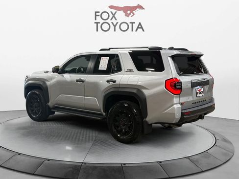 Used 2025 Toyota 4Runner TRD Off-Road Premium AWD/4WD image 4