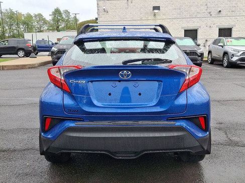 Certified 2022 Toyota C-HR XLE image 24