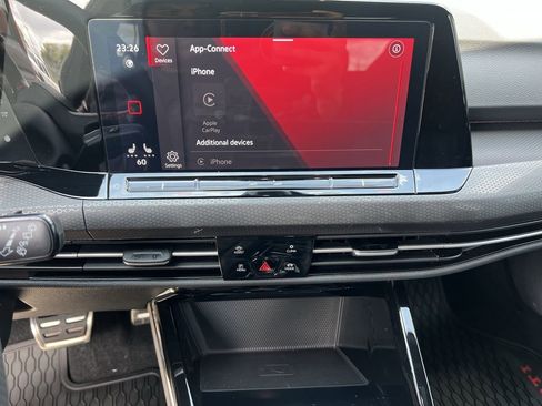 Used 2024 Volkswagen GTI SE image 18