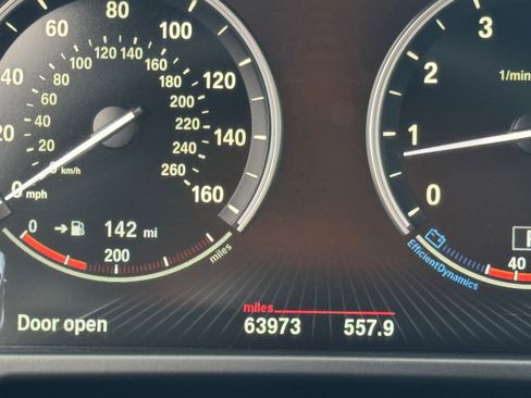 Used 2018 BMW X5 xDrive50i w/ M Sport Package image 28