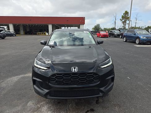 Used 2024 Honda HR-V LX image 2