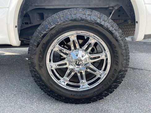 Used 2016 Ford F150 Platinum w/ Equipment Group 701A Luxury AWD/4WD image 16