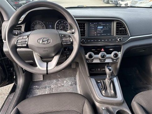 Used 2019 Hyundai Elantra SEL w/ Cargo Package image 17