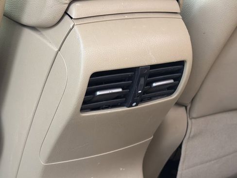 Used 2012 Honda Accord EX-L image 11