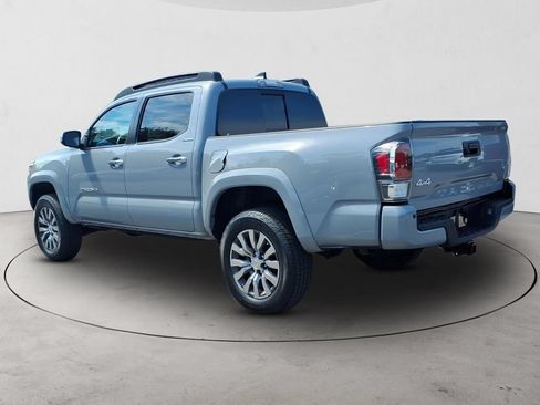 Used 2020 Toyota Tacoma Limited AWD/4WD image 7