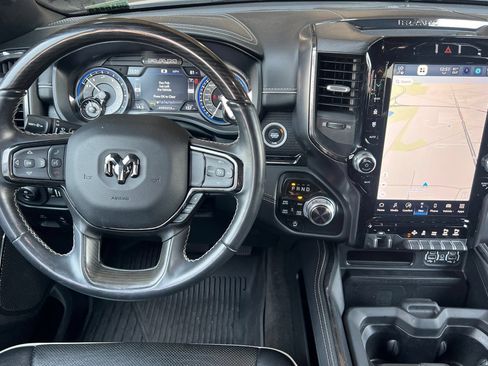 Used 2022 RAM 1500 Limited w/ Body Color Bumper Group AWD/4WD image 14